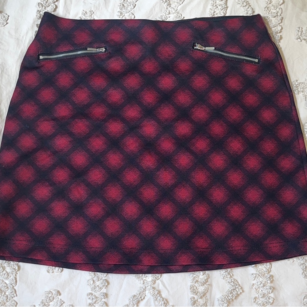 Maurices Red and Black Patterned Mini Skirt
